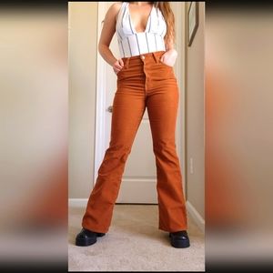 Levi Corduroy rib cage flares size 26